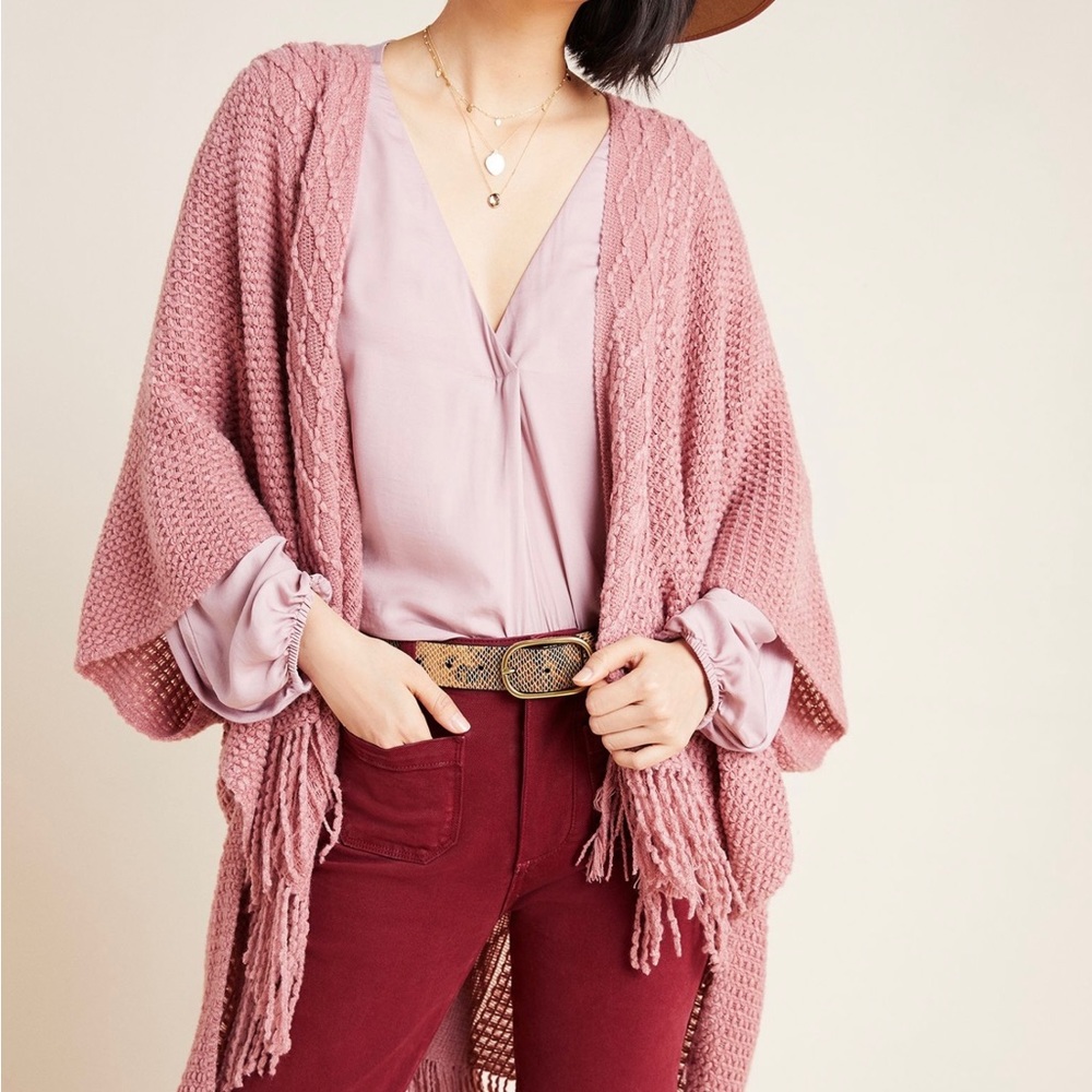 Anthropologie Akemi & Kim Cozy Kimono Shawl Fringe Trim Sweater Shrug Poncho